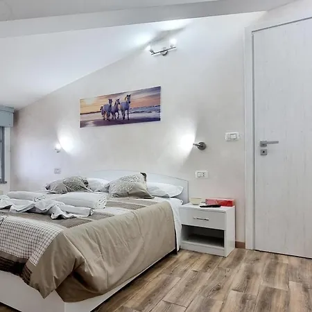 Guest Holiday Mandra 12 E 13 Reggio Emilia Exterior photo